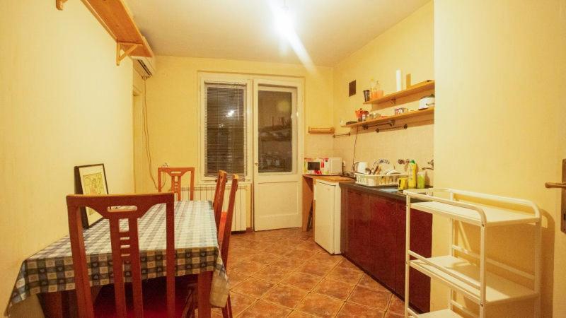 Private Cozy Room 1 With Shared Kitchen In Appartment, Downtown בלגרד מראה חיצוני תמונה