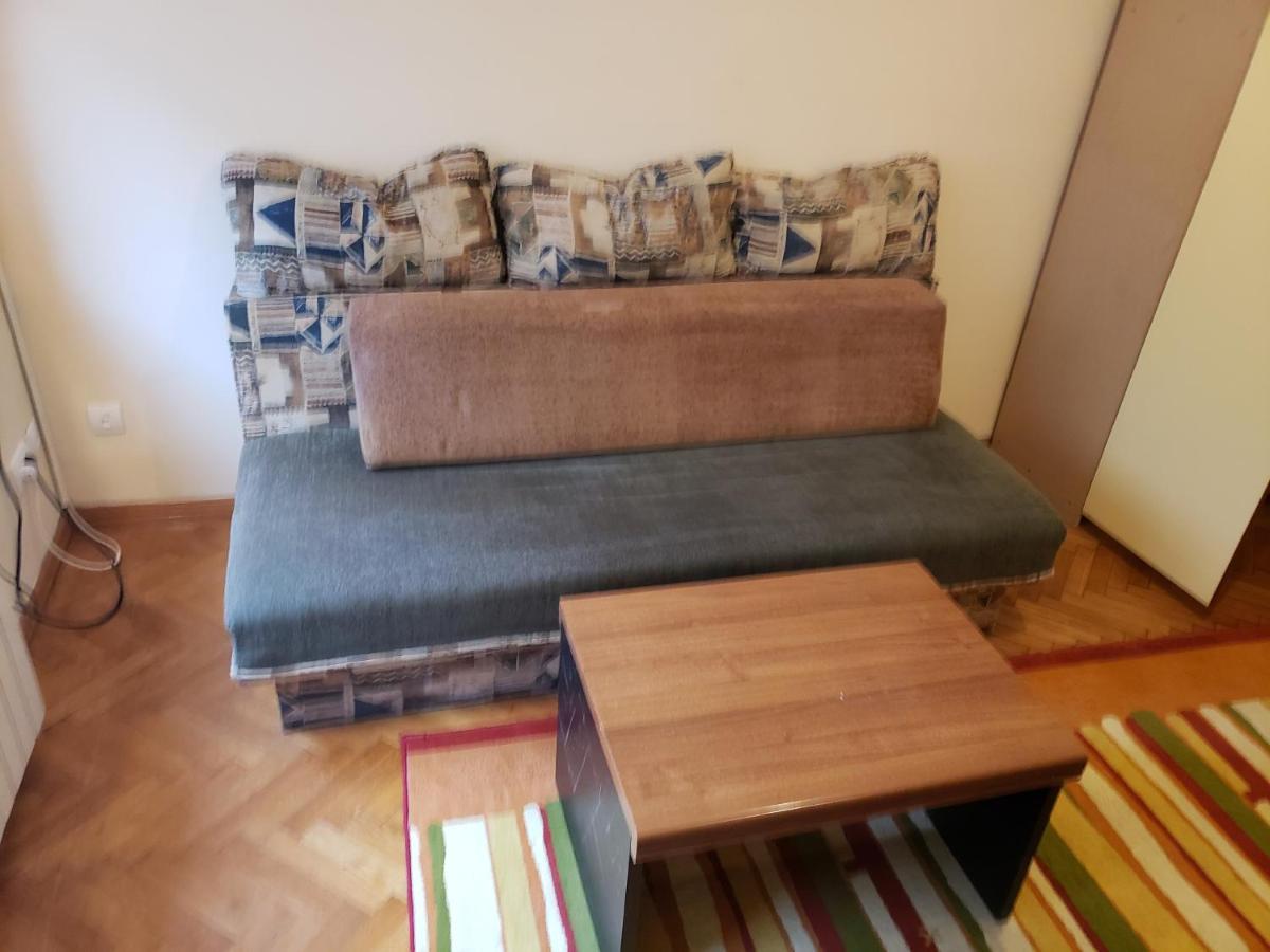 Private Cozy Room 1 With Shared Kitchen In Appartment, Downtown בלגרד מראה חיצוני תמונה